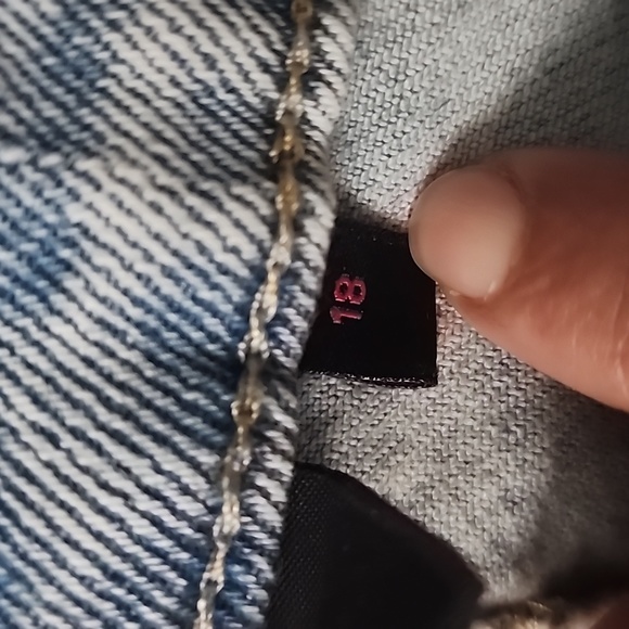 No boundaries hi rise denim short - Picture 4 of 5